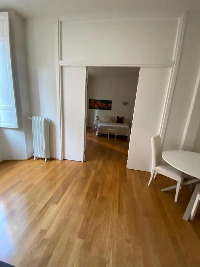 Pretty Apartment Milan Italy
